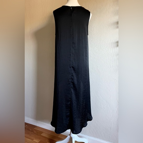 High Low satin top - Picture 4 of 5